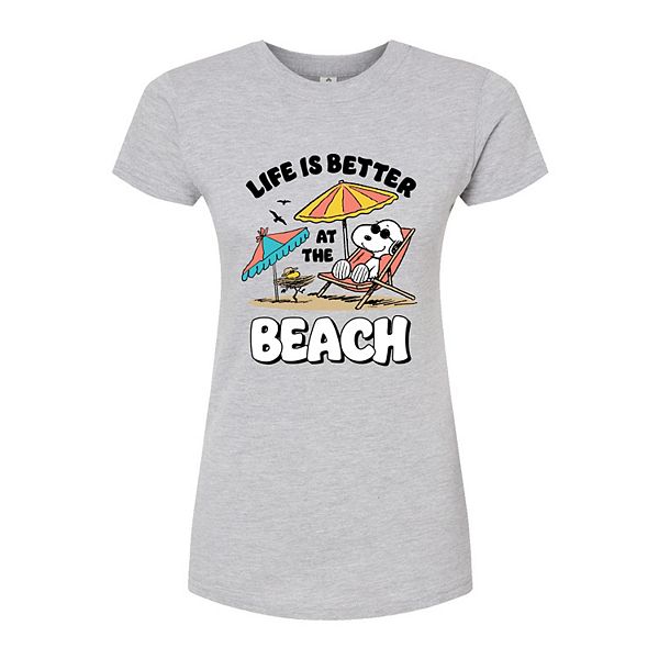 Juniors' Peanuts Snoopy At The Beach Graphic Tee