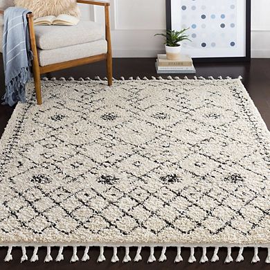 Macolm Global Area Rug