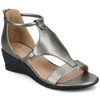 Journee Trayle Women's Wedge Sandals