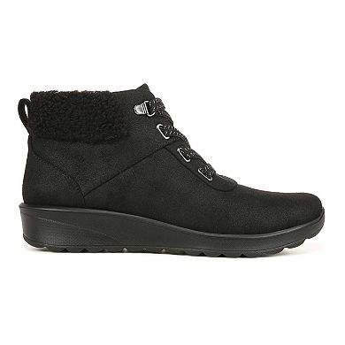 Bzees Generation Women's Cozy Ankle Boots