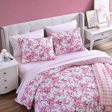 Betsey Johnson Floral Vineyard Quilt Set with Shams