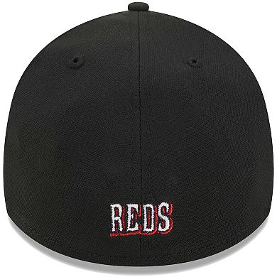Men's New Era Black Cincinnati Reds Logo 39THIRTY Flex Hat