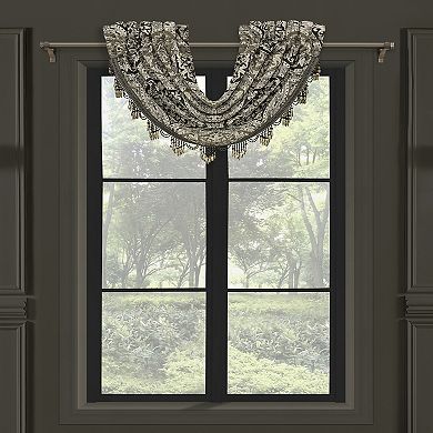 Five Queens Court Terrance Waterfall Window Valance