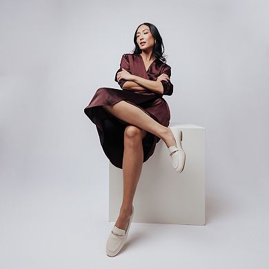 Journee Wrenn Women's Loafer Flats