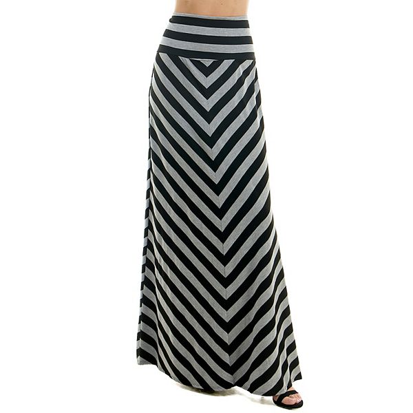 Juniors' Lily White Knit Maxi Skirt