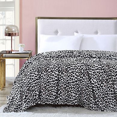 Betsey Johnson Leopard Pink Blanket