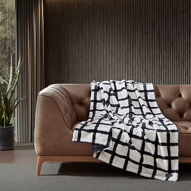 Eddie Bauer Bunkhouse Plaid Gray Faux Fur Throw Blanket