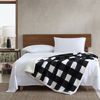 Eddie Bauer Cabin Black & White Oversized Plaid Print Sherpa Throw Blanket