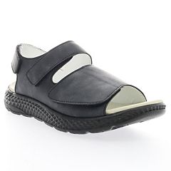 Kohls walking sandals deals