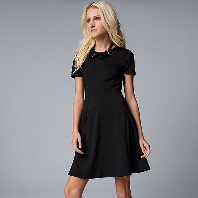 Petite Simply Vera Vera Wang Short Sleeve Seamed Fit Flare Dress