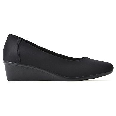 Cliffs by White Mountain Boldness Women's Wedge Heels