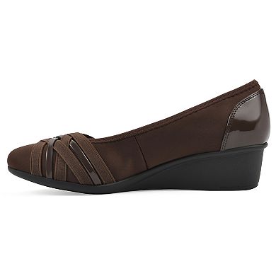 Women's Cliffs by White Mountain Bowie Women's Wedges