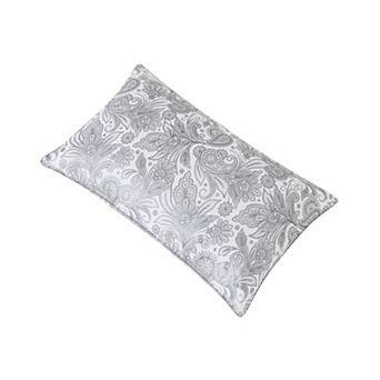 Amazing technique pleating details with matching decorative pillows