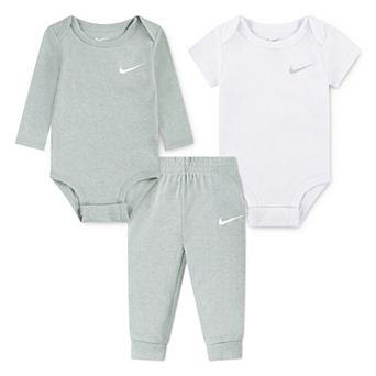 Newborn Baby Nike Bodysuits and Pants 3 pc Set