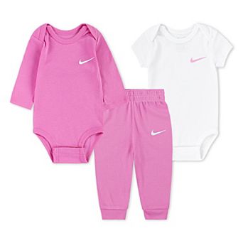 Newborn Baby Nike Bodysuits and Pants 3 pc Set