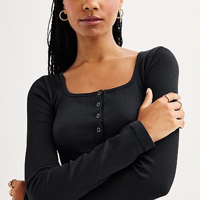 Juniors' SO® Seamless Long Sleeve Square Neck Henley Top