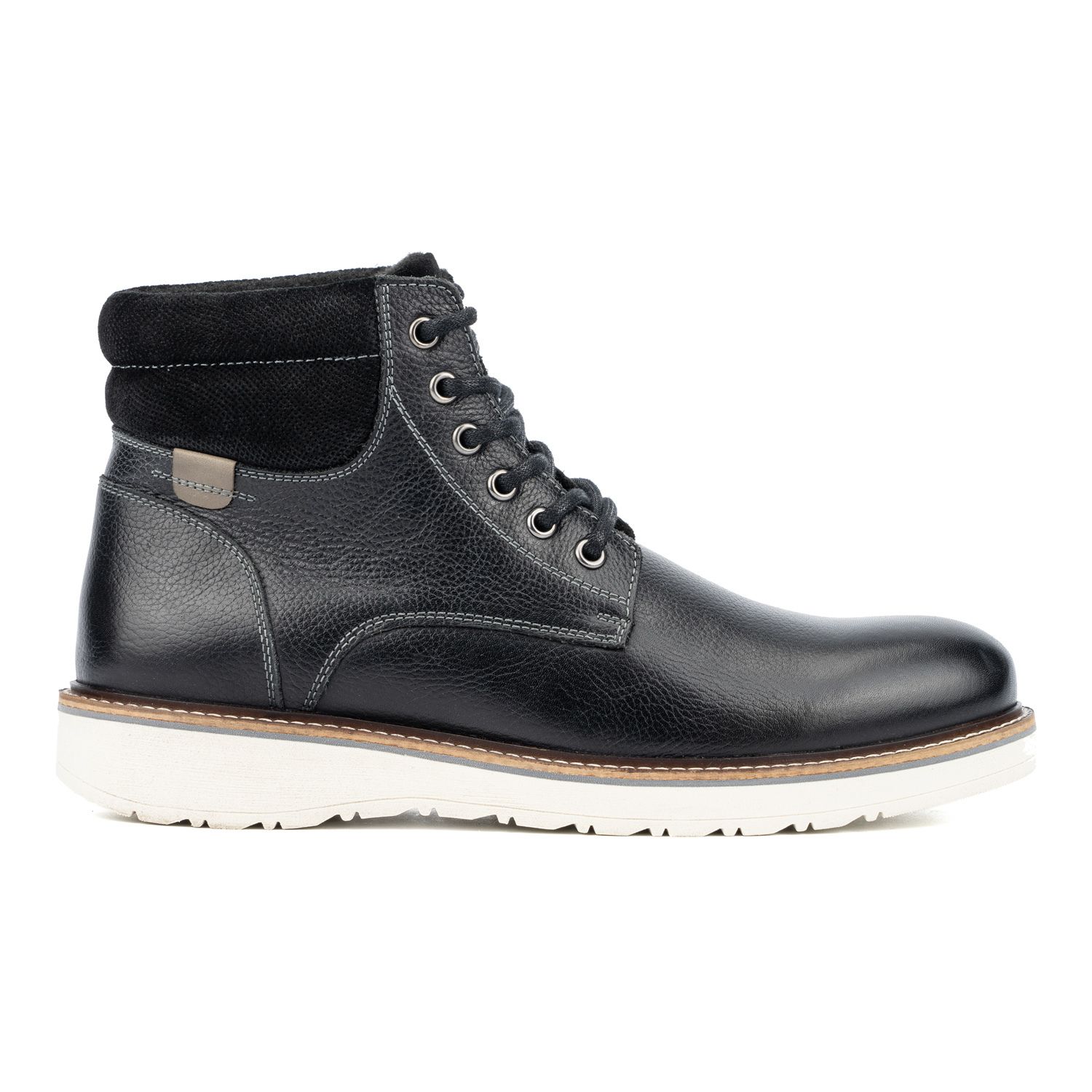 Kohl's department store boots shop