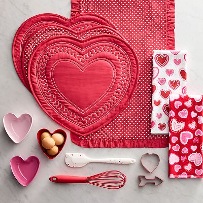 Valentine's outlets Day Kitchen Linen Set