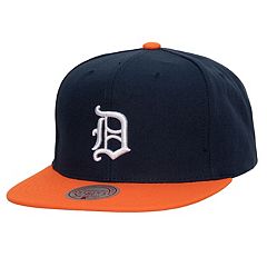 Men's Fanatics Branded Navy/Orange Detroit Tigers Space-Dye Cuffed Knit Hat with Pom