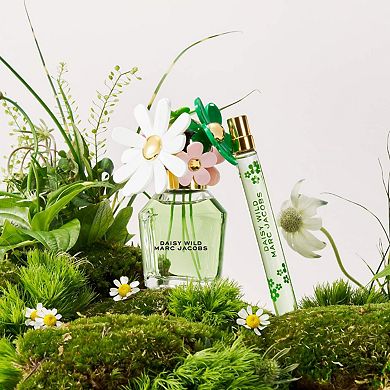 Daisy Wild Eau de Parfum Travel Spray with Banana Blossom Accord, Jasmine & Vetiver