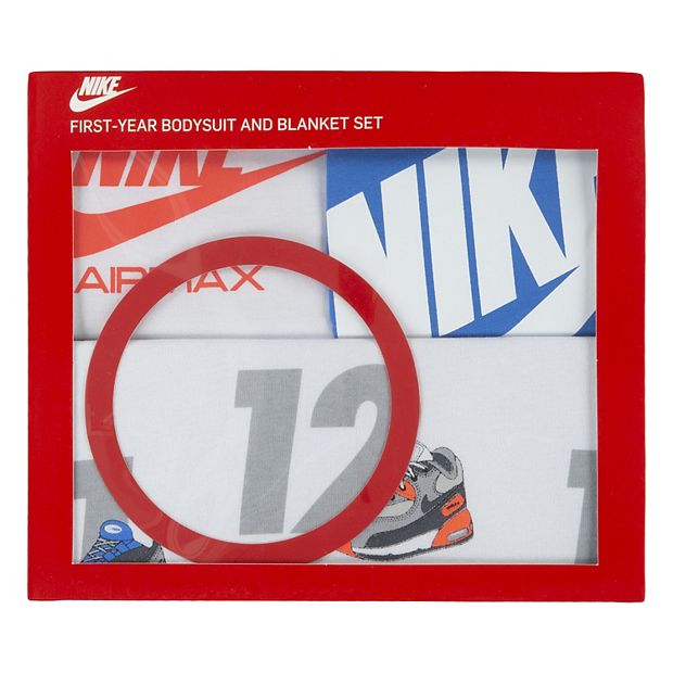 Nike discount blanket set