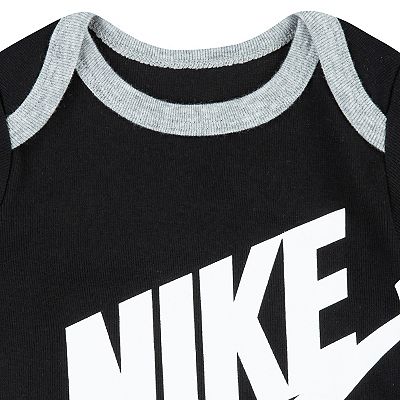 Newborn Baby Nike Futura 3-Piece Bodysuit Beanie Booties Boxed Set