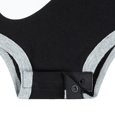 Newborn Baby Nike Futura 3-Piece Bodysuit Beanie Booties Boxed Set