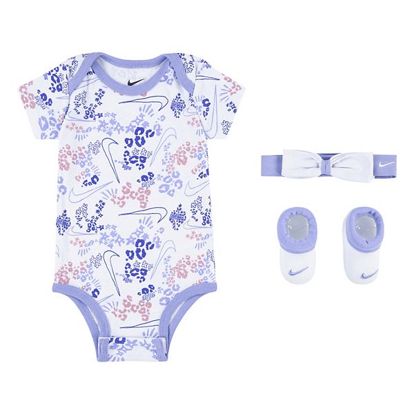 Newborn Baby Girls Nike Printed 3-Piece Bodysuit Headband Booties Boxed Set