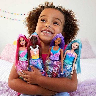 Barbie® Dreamtopia Brunette Royal Doll