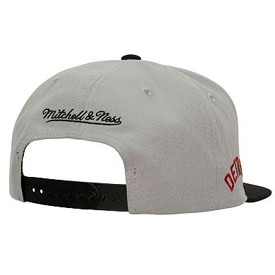 Men's Mitchell & Ness Gray Detroit Tigers Cooperstown Collection Away Snapback Hat