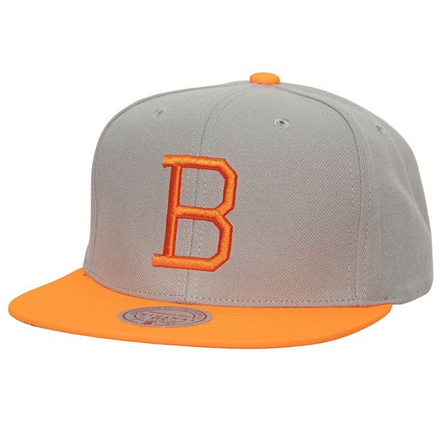 Men's Mitchell & Ness Gray Baltimore Orioles Cooperstown Collection Away  Snapback Hat