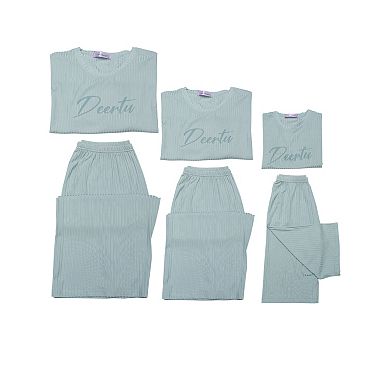 Womens Sleepwear Short Sleeve With Capri Pants Letters Family Pajama Sets