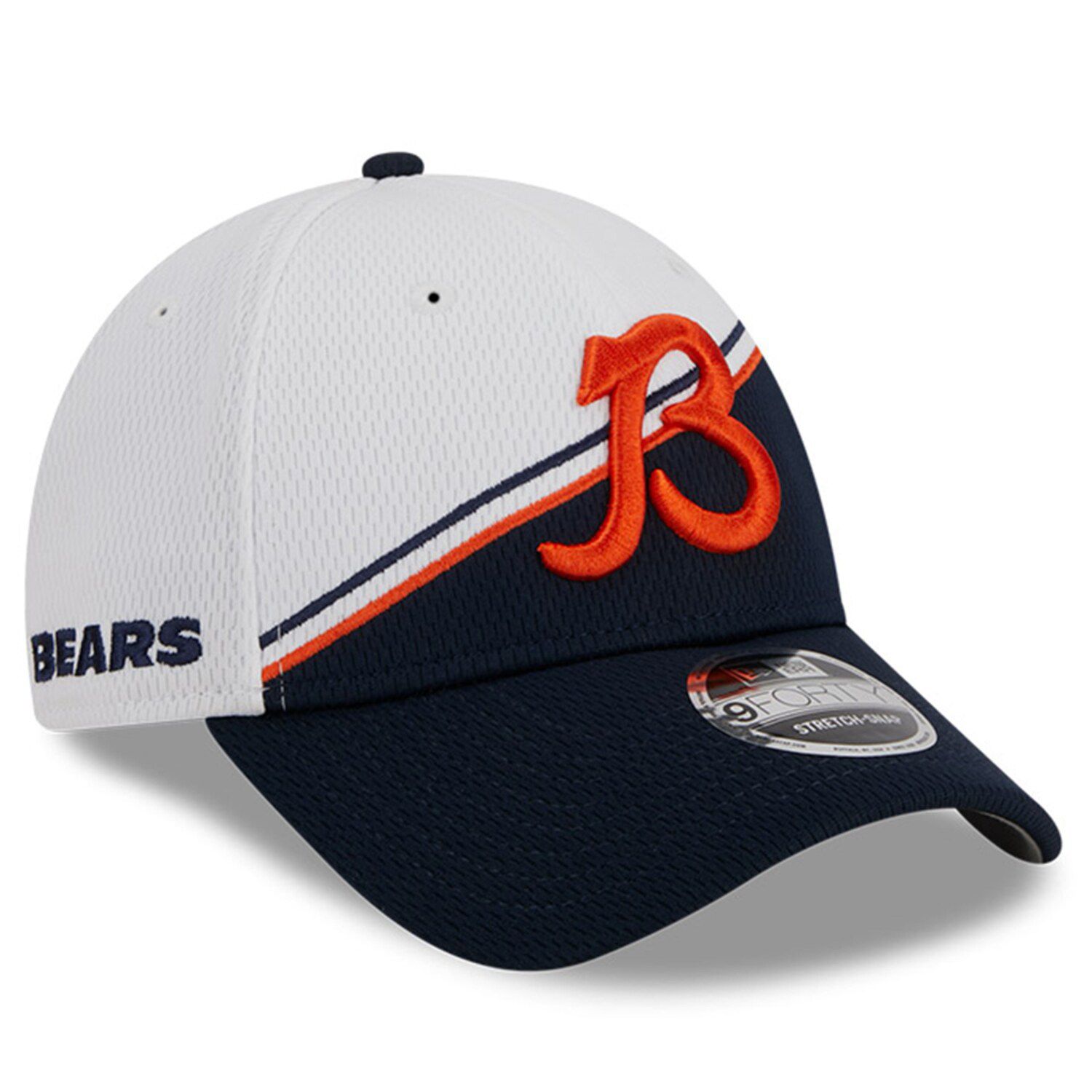 Men's New Era White/Navy Chicago Bears 2023 Sideline 9FORTY Adjustable Hat