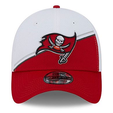 Men's New Era White/Red Tampa Bay Buccaneers 2023 Sideline 39THIRTY Flex Hat