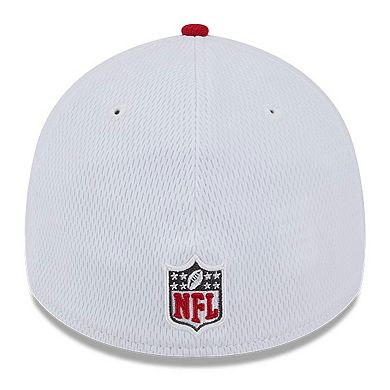 Men's New Era White/Red Tampa Bay Buccaneers 2023 Sideline 39THIRTY Flex Hat