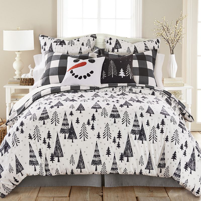 Levtex Home Merry & Bright Collection - Northern Star Comforter Set - King Comforter (106 x 94in.) + Two King Pillow Cases (36 x 20in.) - Holiday Pine Trees - Black and White - Microfiber