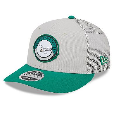 Men's New Era  Cream/Kelly Green Philadelphia Eagles 2023 Sideline Historic Low Profile 9FIFTY Snapback Hat