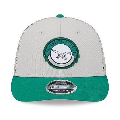 Men's New Era  Cream/Kelly Green Philadelphia Eagles 2023 Sideline Historic Low Profile 9FIFTY Snapback Hat