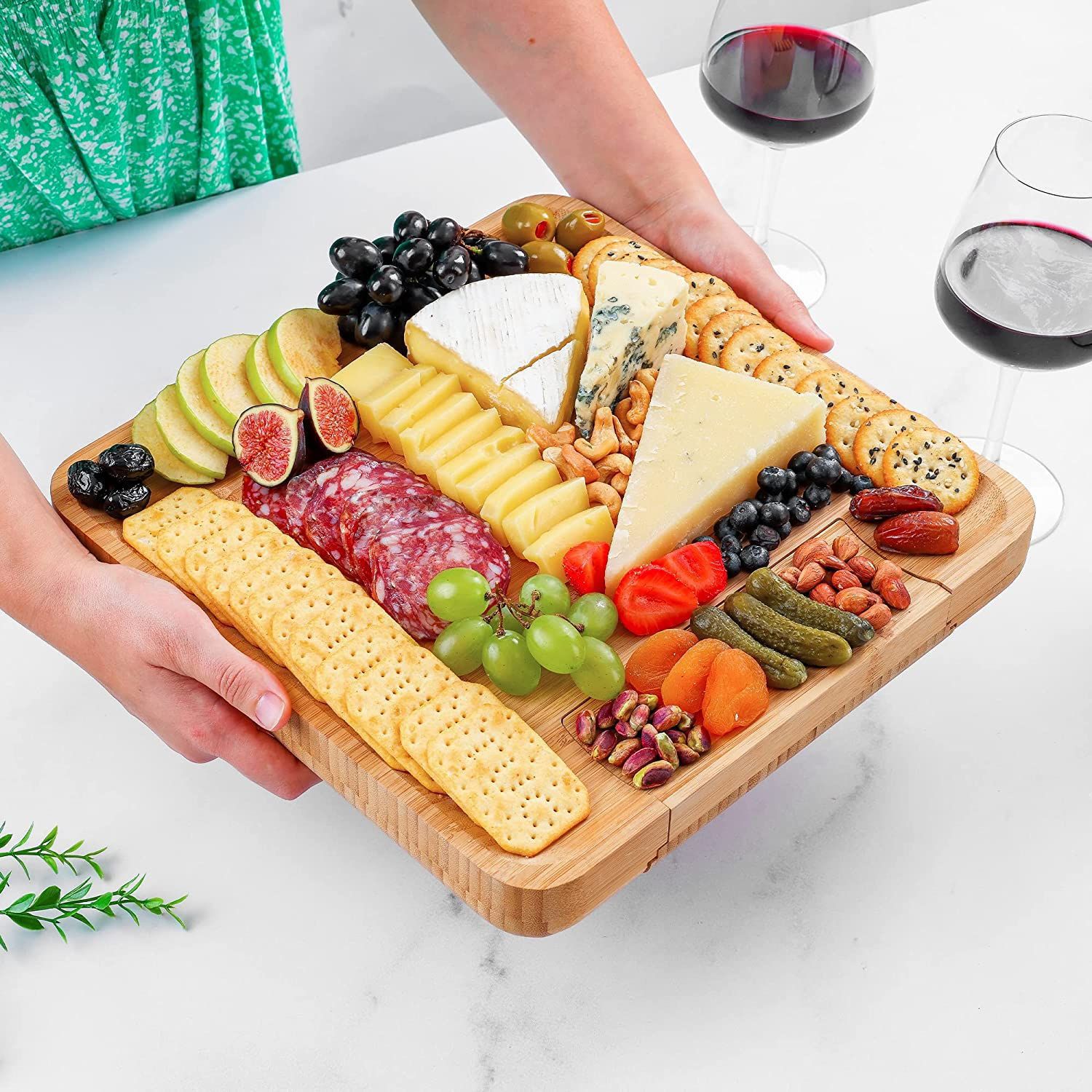 Zulay Kitchen Cheese Board