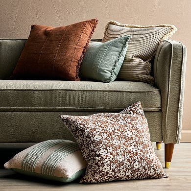 Sonoma Goods For Life?? 18x18 Center Stripe Aqua Decorative Pillow
