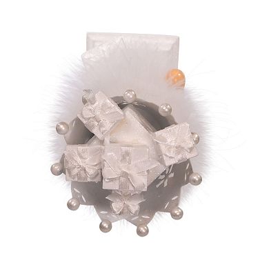 Kurt Adler Hollywood White King Nutcracker Holding Gifts Décor