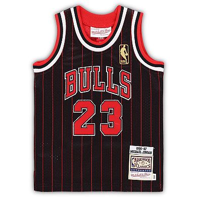 Infant Mitchell & Ness Michael Jordan Black Chicago Bulls 1996/97 Hardwood Classics Authentic Jersey