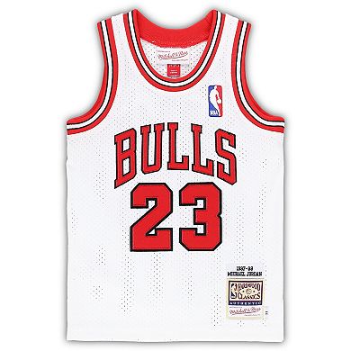 Toddler Mitchell & Ness Michael Jordan White Chicago Bulls 1997/98 Hardwood Classics Authentic Jersey