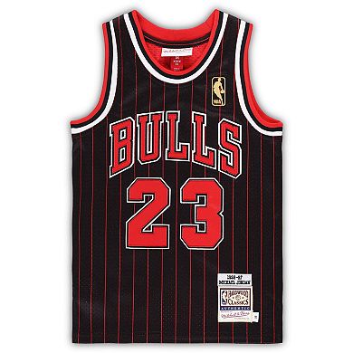 Preschool Mitchell & Ness Michael Jordan Black Chicago Bulls 1996/97 Hardwood Classics Authentic Jersey