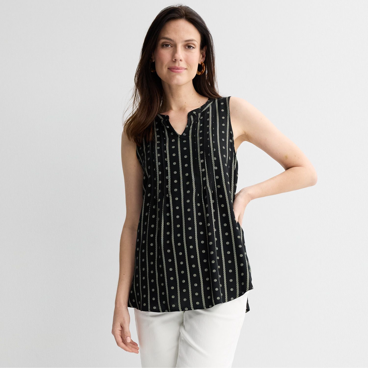 Женский топ Croft & Barrow Pintuck Sleeveless Shell, цвет: Чёрный
