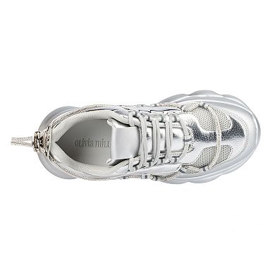 Olivia Miller Women's Irissa Metallic Shoes