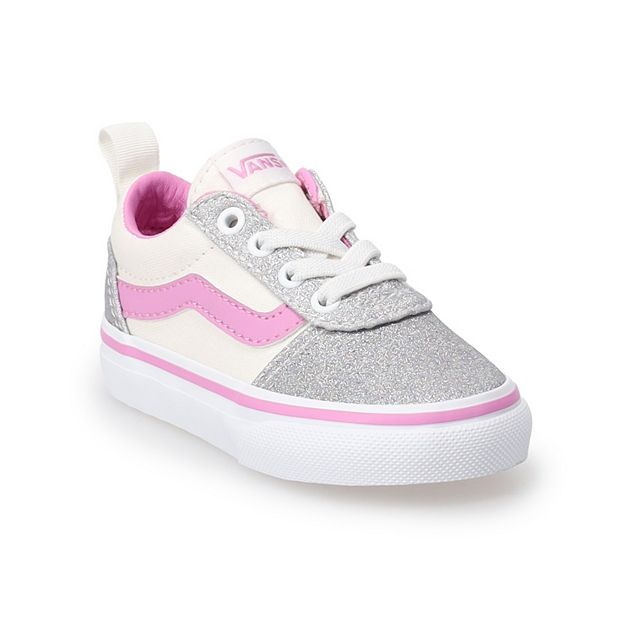 Vans toddler hotsell shoes girl