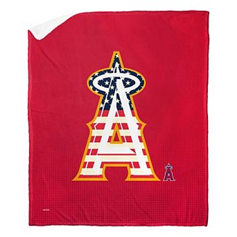 MLB Official Los Angeles Angels of Anaheim "Celebrate Series" Silk Touch Sherpa Throw Blanket