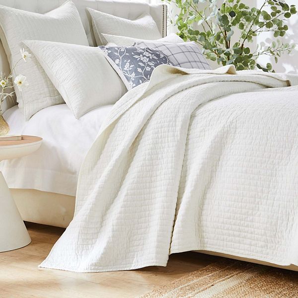 Monterrey Finely Stitched Quilt Set Moisture Wicking Cotton Classic Solid Color Style Machine Quilted - Antique White (TWIN)