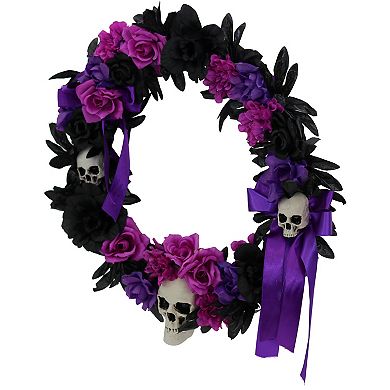 22" Gothic Skull Halloween Wreath